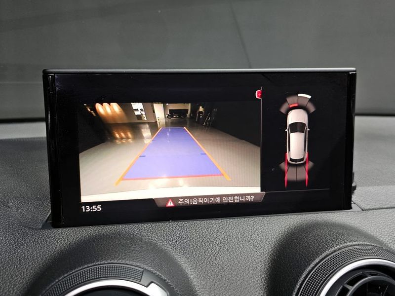 2020 Audi Q2 35 TDI Premium photo 15