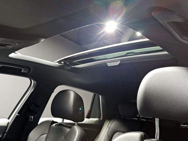 2020 Audi Q2 35 TDI Premium photo 19