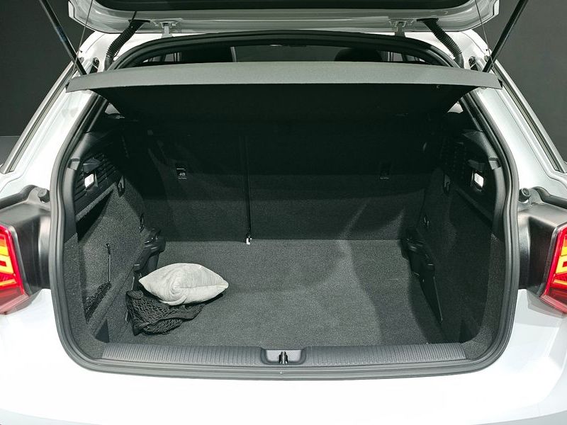2020 Audi Q2 35 TDI Premium photo 20