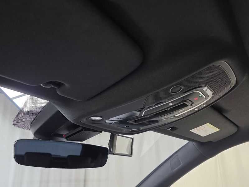 2021 Audi Q8 55 TFSI Quattro Premium photo 29