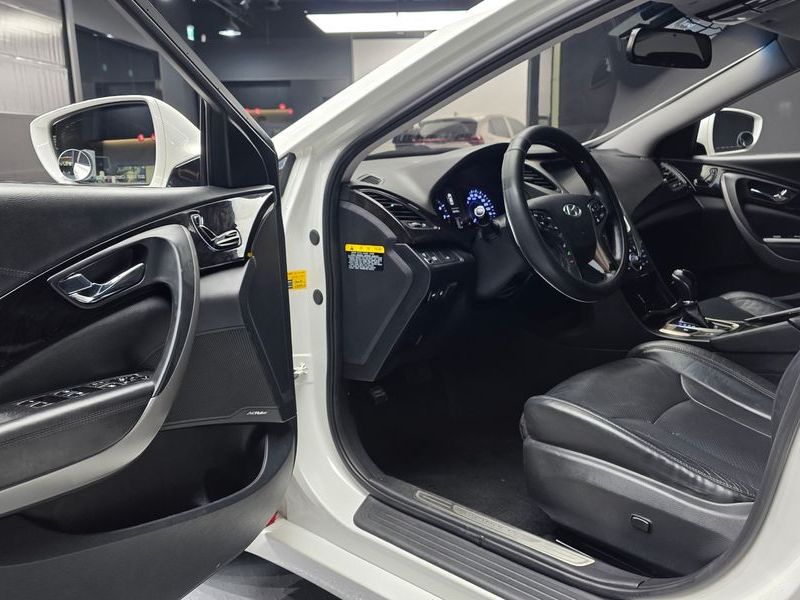 2014 Hyundai Grandeur LPG HG300 Modern photo 10