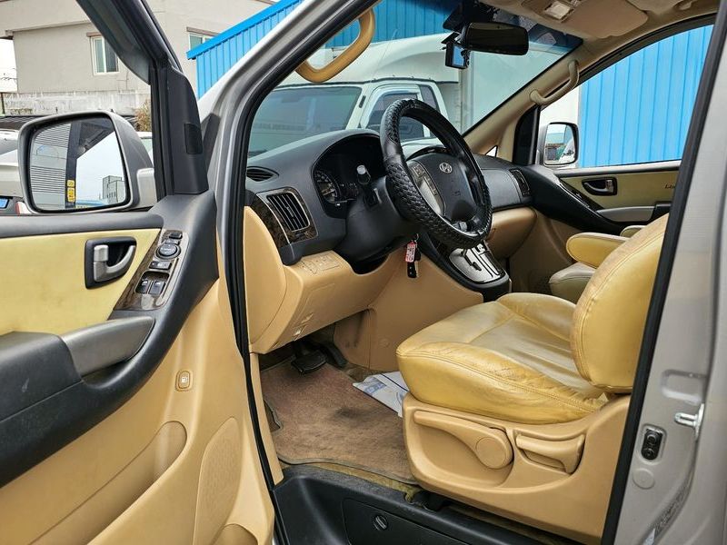 2013 Hyundai 그랜드 스타렉스 Limousine photo 11