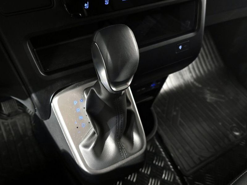 2024 Hyundai Staria Cargo 3-Seater Modern photo 9