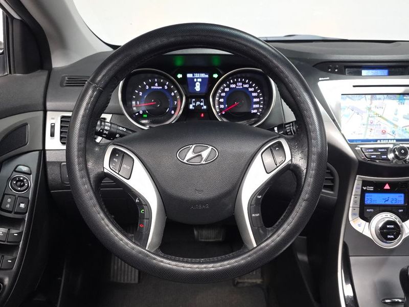 2012 Hyundai Avante M16 GDI Premier photo 13