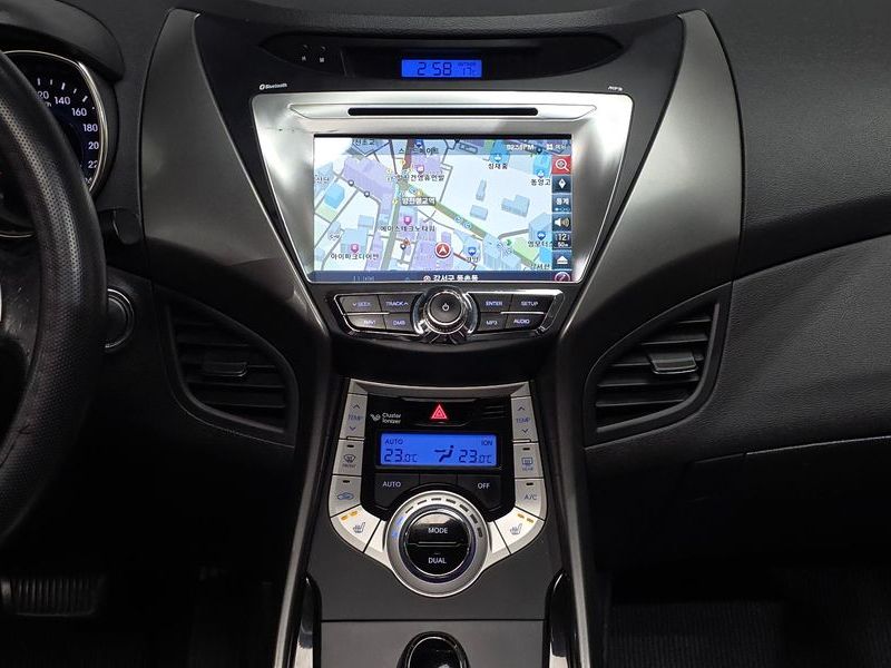 2012 Hyundai Avante M16 GDI Premier photo 14