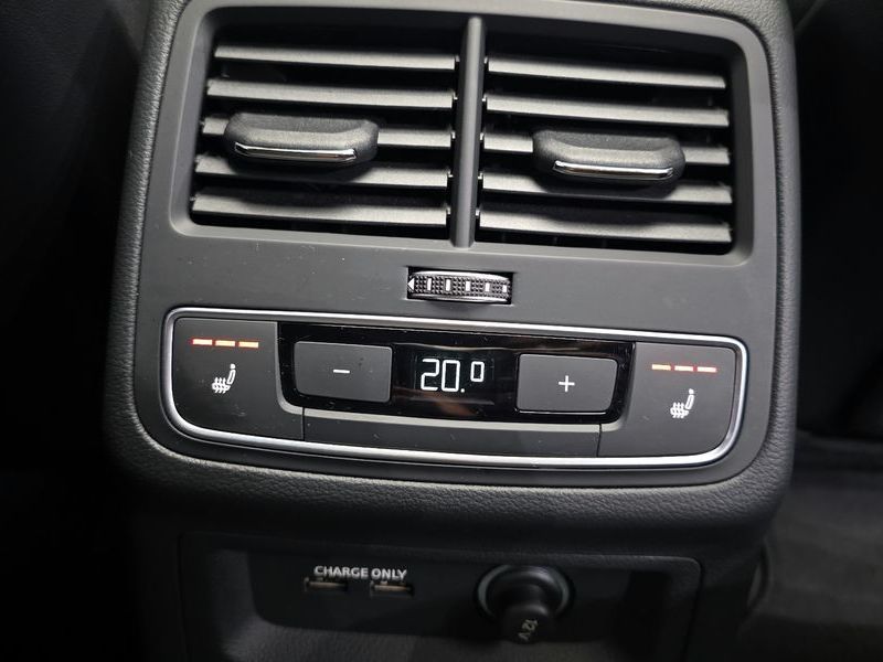 2023 Audi A4 40 TFSI Premium photo 19