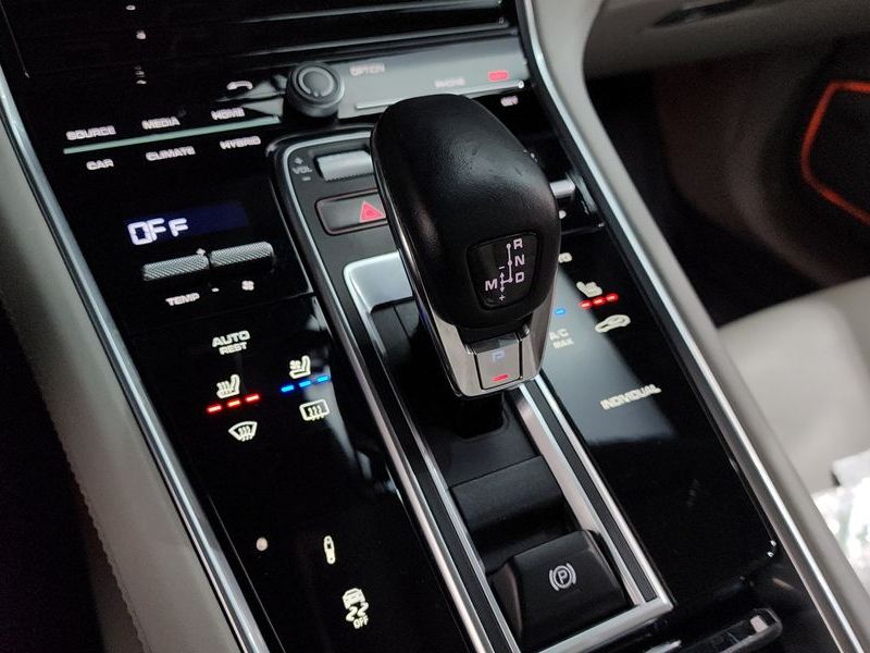 2018 Porsche Panamera 2.9 AWD E-Hybrid photo 9