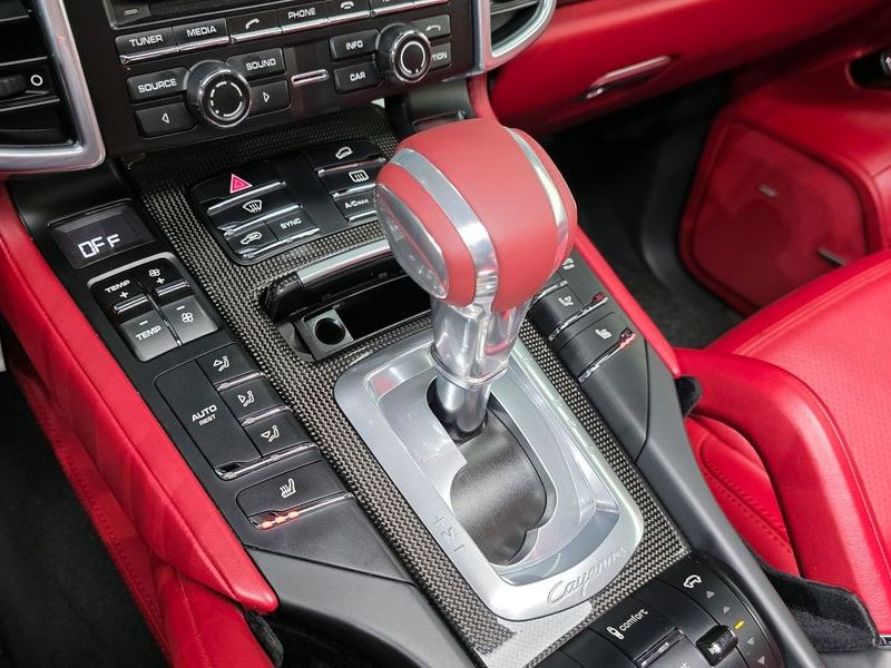 2016 Porsche Cayenne 3.6 GTS 958 photo 9