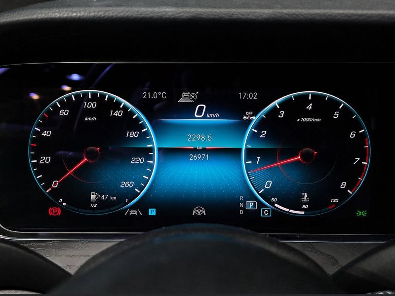 2022 Mercedes-Benz E-Class E250 Avantgarde photo 8