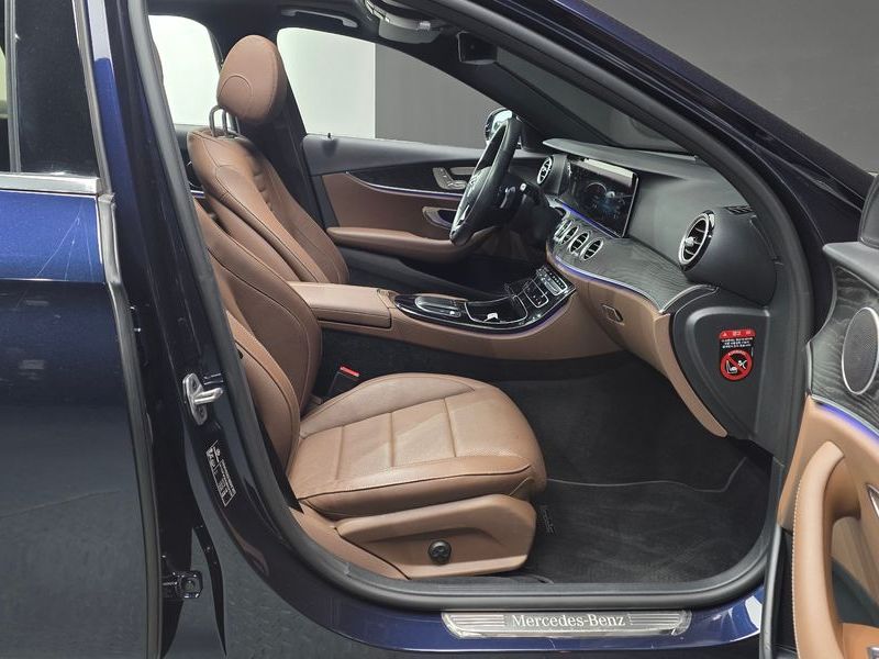 2022 Mercedes-Benz E-Class E250 Avantgarde photo 11