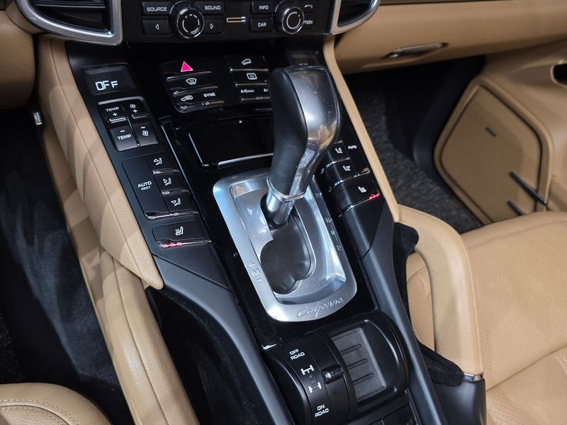 2014 Porsche Cayenne 3.0 Diesel Platium Edition 958 photo 9