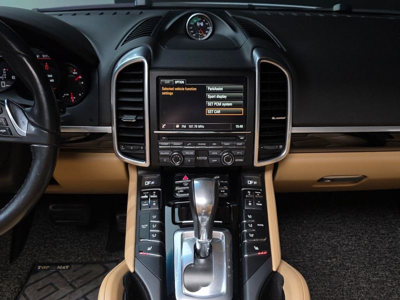2014 Porsche Cayenne 3.0 Diesel Platium Edition 958 photo 17