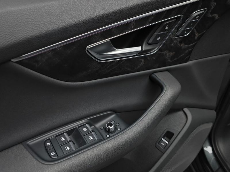 2022 Audi Q7 45 TDI Quattro Premium photo 17