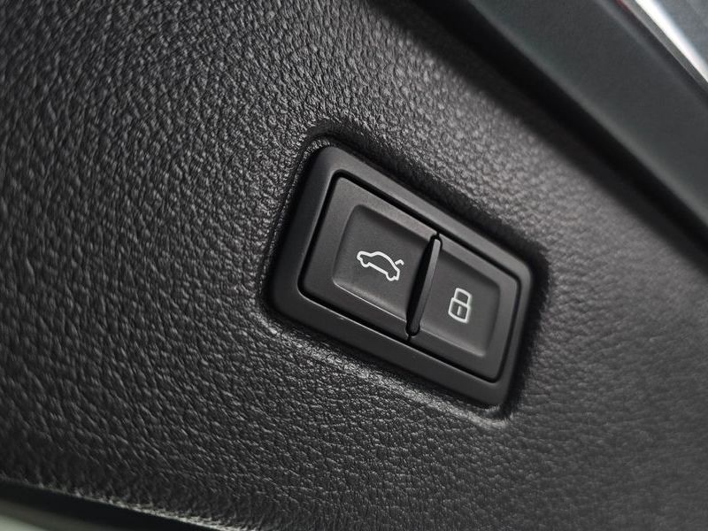 2022 Audi Q7 45 TDI Quattro Premium photo 20