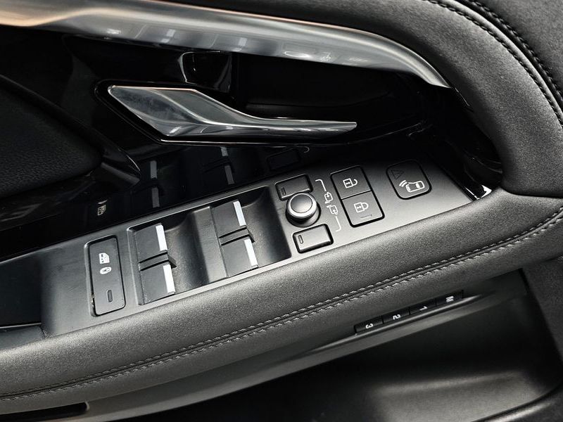 2022 Land Rover Range Rover Evoque P250 SE photo 14