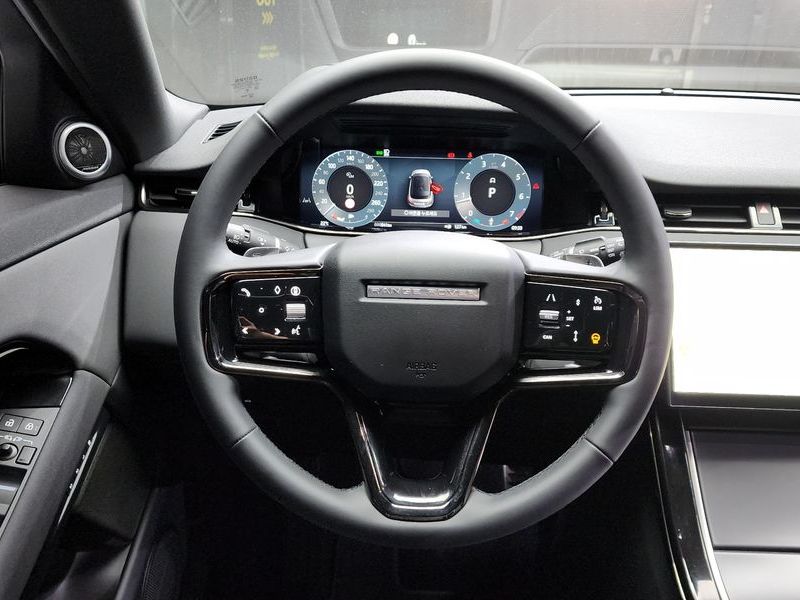 2024 Land Rover Range Rover Evoque P250 Dynamic SE photo 13