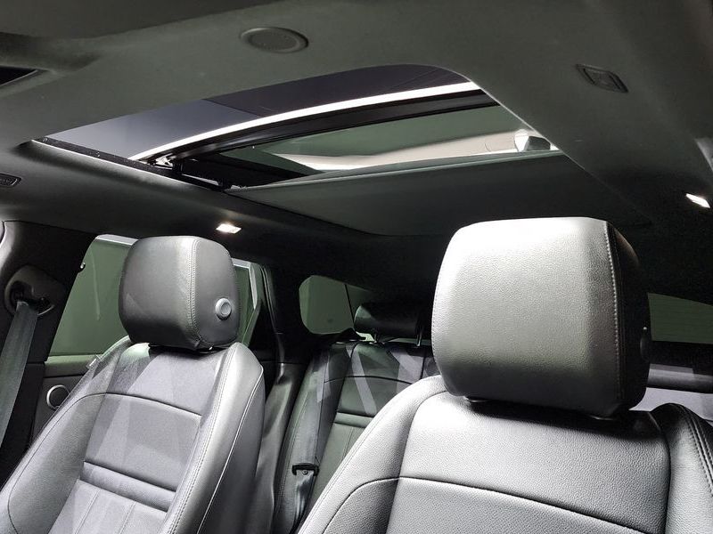 2024 Land Rover Range Rover Evoque P250 Dynamic SE photo 18