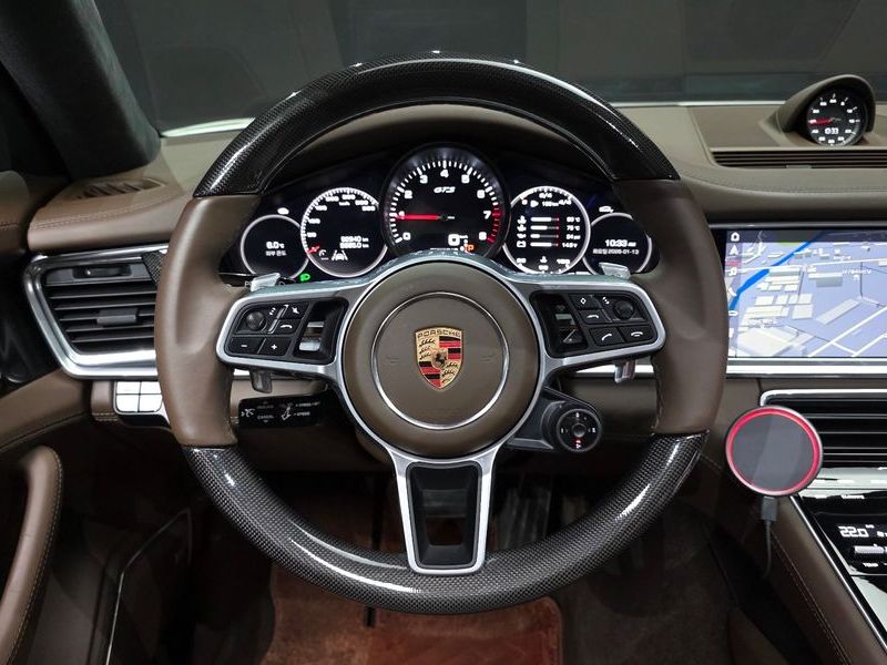 2020 Porsche Panamera 4.0 GTS photo 13