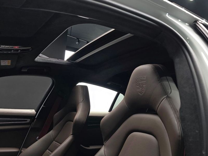 2020 Porsche Panamera 4.0 GTS photo 18