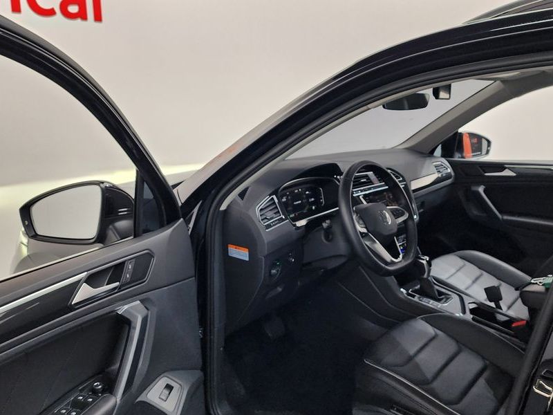 2023 Volkswagen Tiguan 2.0 TDI Prestige photo 10
