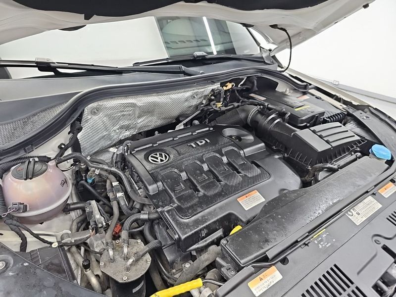 2016 Volkswagen Tiguan 2.0 TDI Comfort 5N photo 5