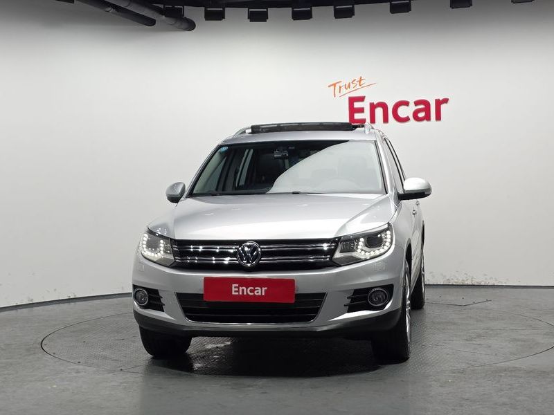 2014 Volkswagen Tiguan 2.0 TDI Premium 5N photo 3