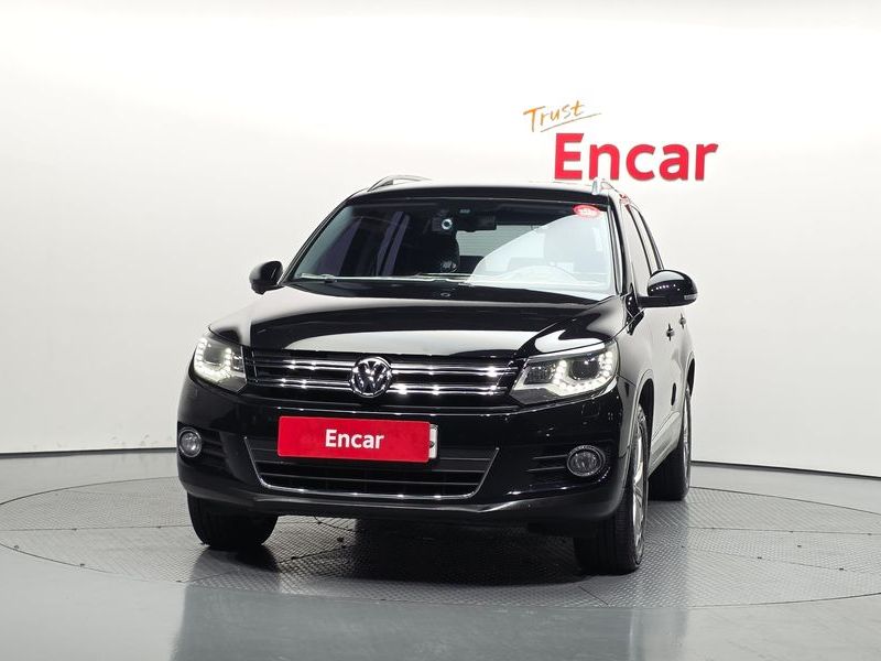 2015 Volkswagen Tiguan 2.0 TDI Comfort 5N photo 3