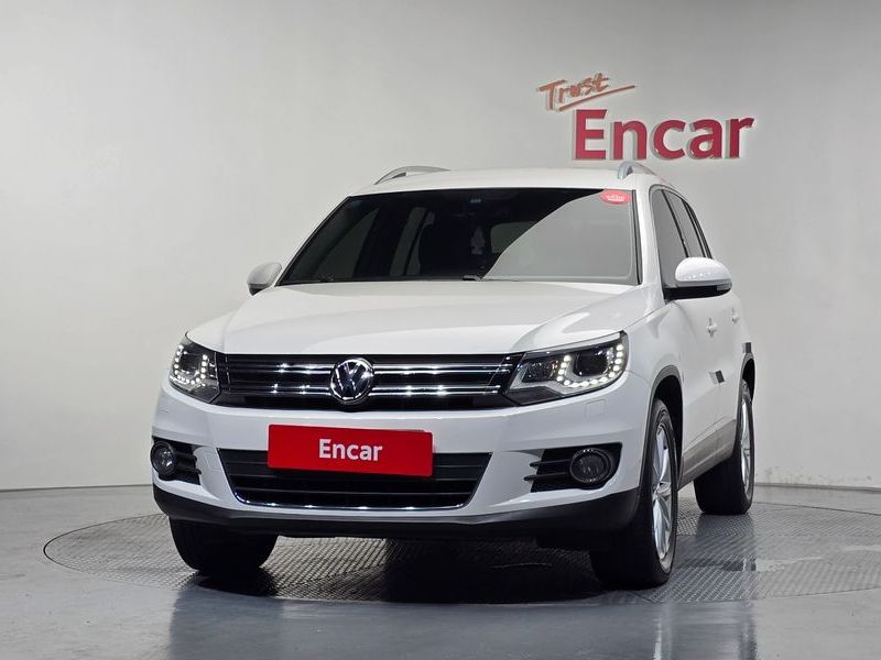 2014 Volkswagen Tiguan 2.0 TDI Comfort 5N photo 3
