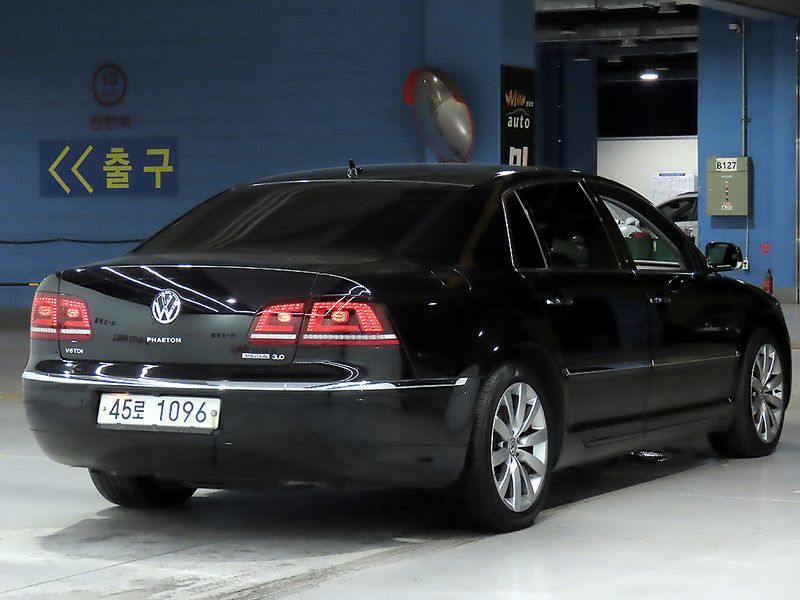 2013 Volkswagen Phaeton V6 3.0 TDI VW611 photo 2