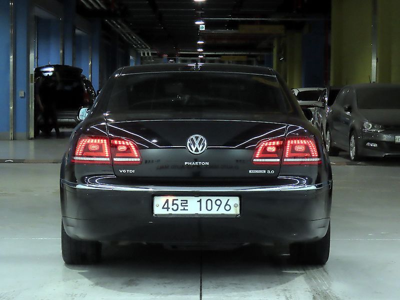 2013 Volkswagen Phaeton V6 3.0 TDI VW611 photo 4