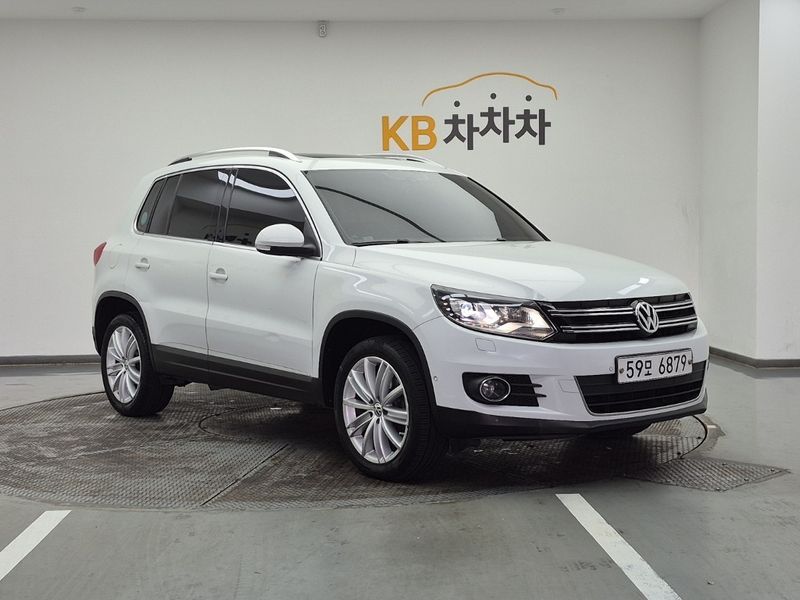 2014 Volkswagen Tiguan 2.0 TDI Premium 5N photo 2