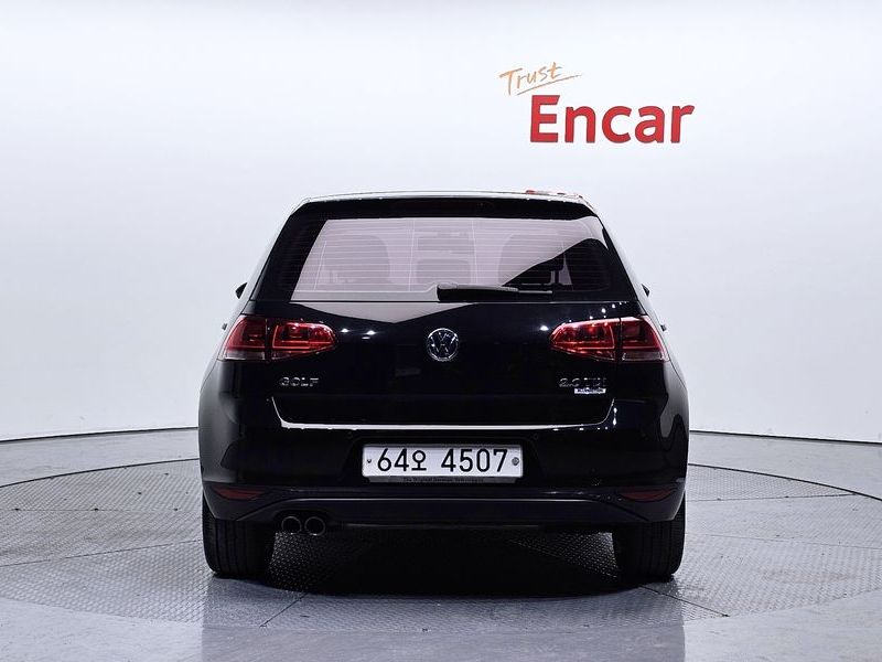 2015 Volkswagen Golf 2.0 TDI photo 4