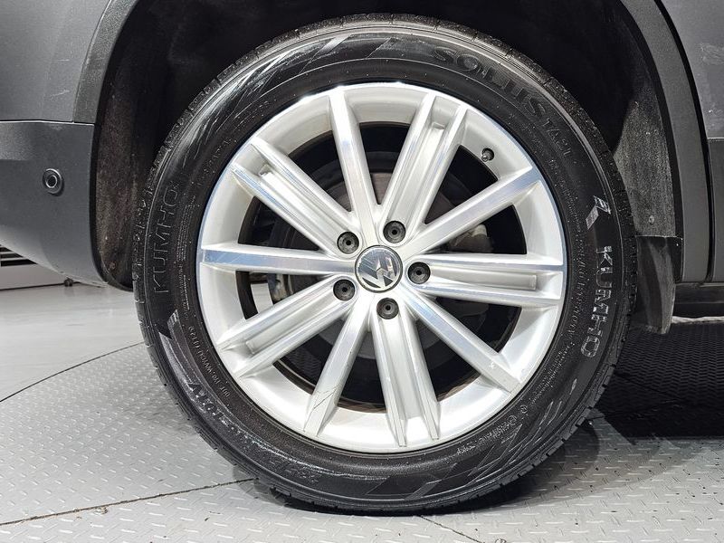 2014 Volkswagen Tiguan 2.0 TDI Premium 5N photo 5