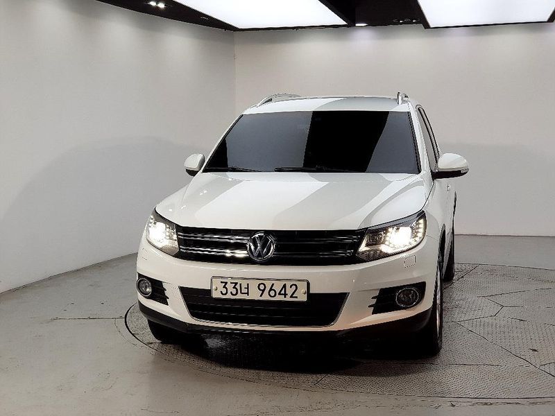 2016 Volkswagen Tiguan 2.0 TDI Comfort 5N photo 2