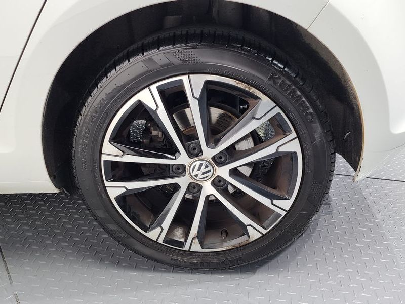 2014 Volkswagen Golf 1.4 TSI Premium photo 5