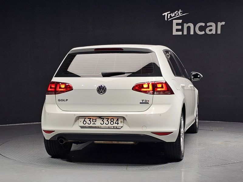 2014 Volkswagen Golf 1.6 TDI photo 4