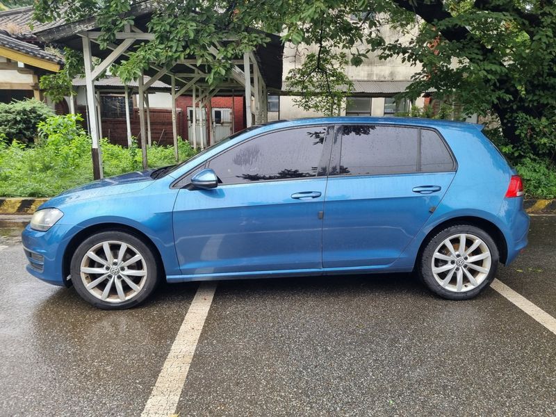 2015 Volkswagen Golf 2.0 TDI photo 4