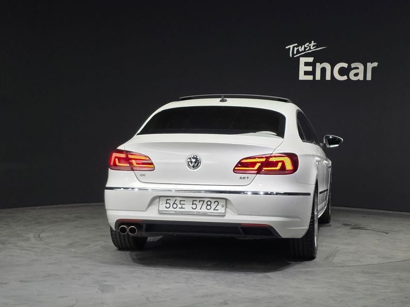 2013 Volkswagen New CC 2.0 TSI photo 4