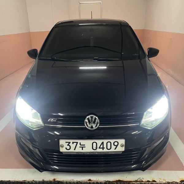 2016 Volkswagen Polo 1.4 TDI R-Line Premium 5th photo 3