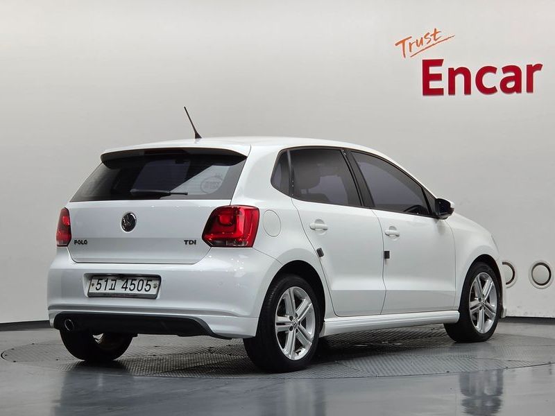 2014 Volkswagen Polo 1.6 TDI R-Line 5th photo 2