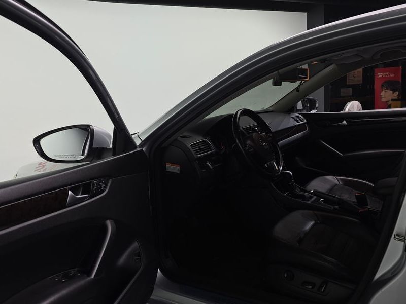 2015 Volkswagen Passat 2.0 TDI B7 photo 10