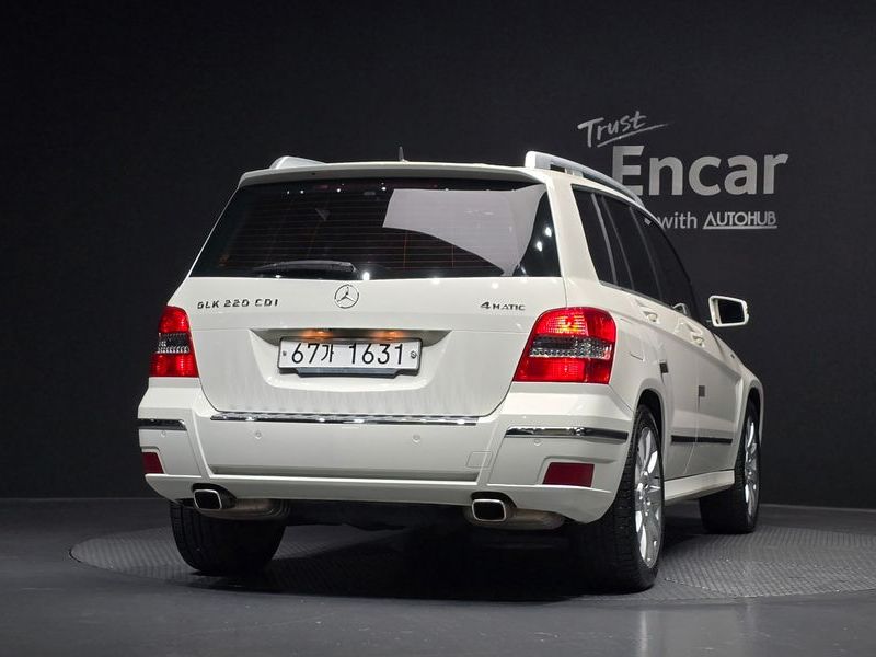 2012 Mercedes-Benz GLK-Class GLK220 CDI BlueEFFICIENCY photo 4