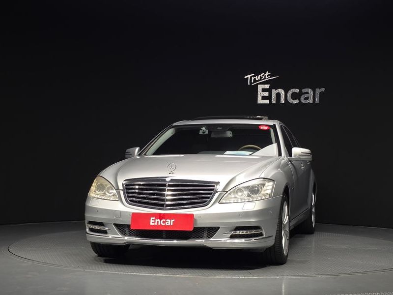 2012 Mercedes-Benz S-Class S350 BlueTEC photo 3