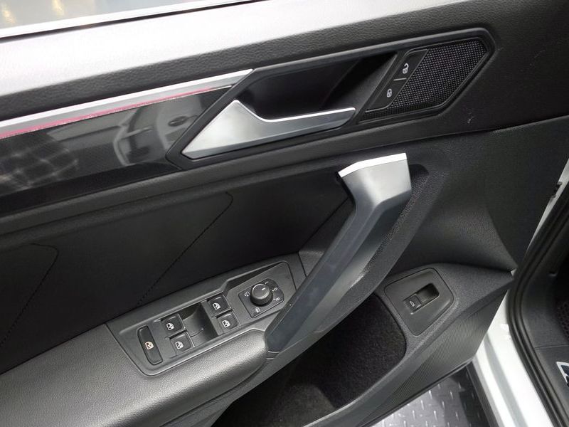 2022 Volkswagen Tiguan 2.0 TDI 4-Motion Premium photo 27