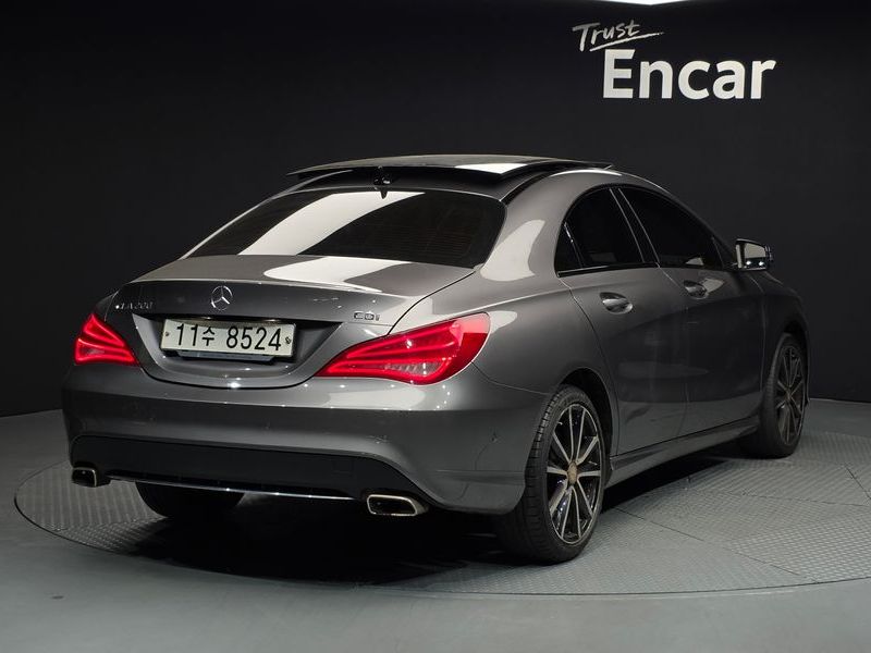 2015 Mercedes-Benz A-Class CLA200 CDI photo 2