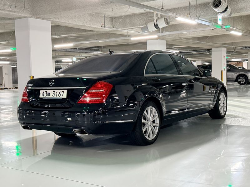 2012 Mercedes-Benz S-Class S500L BlueEFFICIENCY photo 2