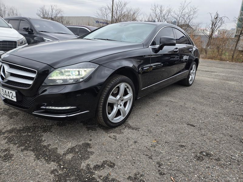 2012 Mercedes-Benz S-Class CLS350 BlueEFFICIENCY photo 2