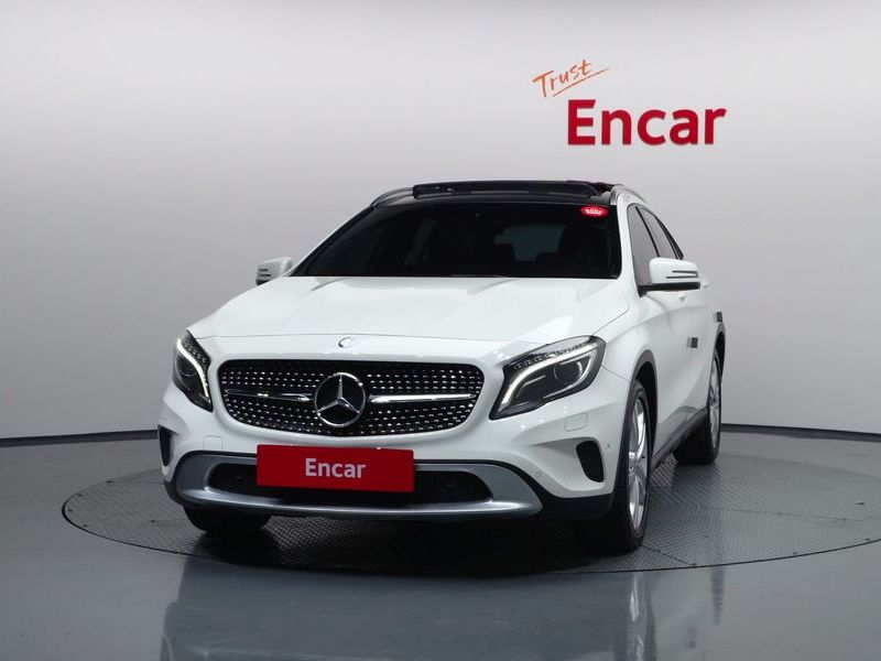 2015 Mercedes-Benz A-Class GLA200 CDI photo 3