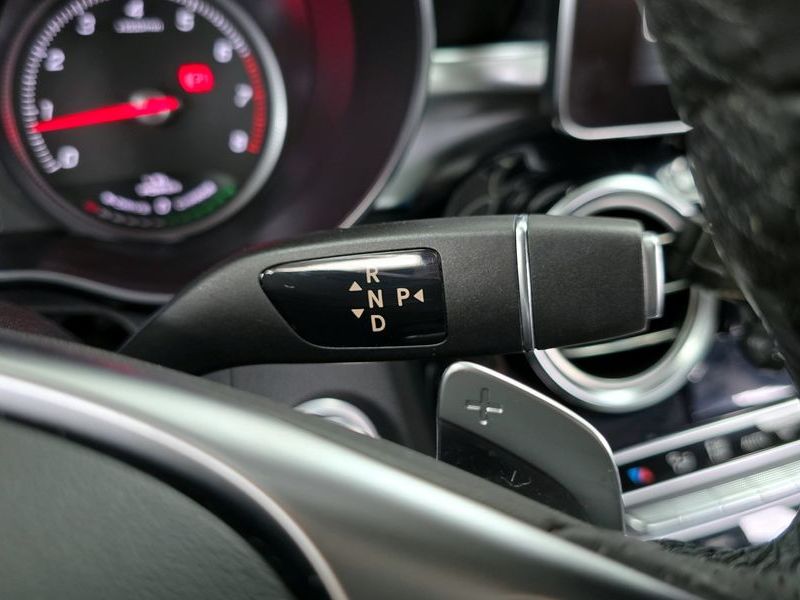 2018 Mercedes-Benz C-Class C350e photo 9