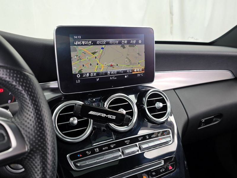 2018 Mercedes-Benz C-Class C350e photo 14